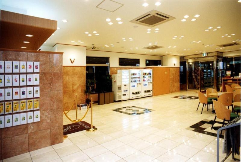 Toyoko Inn Hokkaido Sapporo-Eki Minami-Guchi Extérieur photo