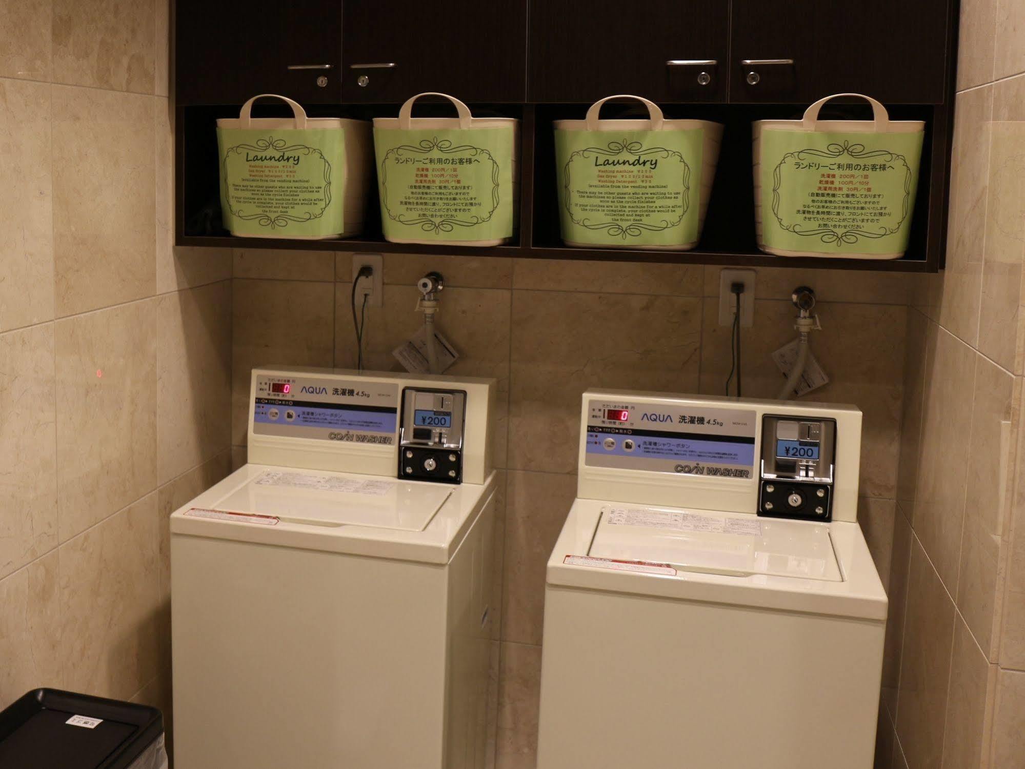 Toyoko Inn Hokkaido Sapporo-Eki Minami-Guchi Extérieur photo